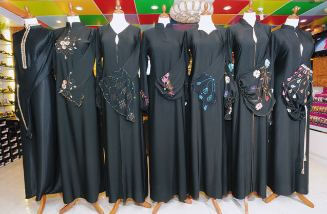 Different types of abaya fabrics